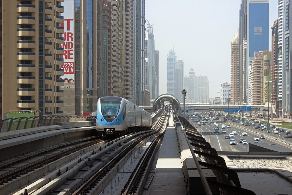 راهنمای مترو در دبی